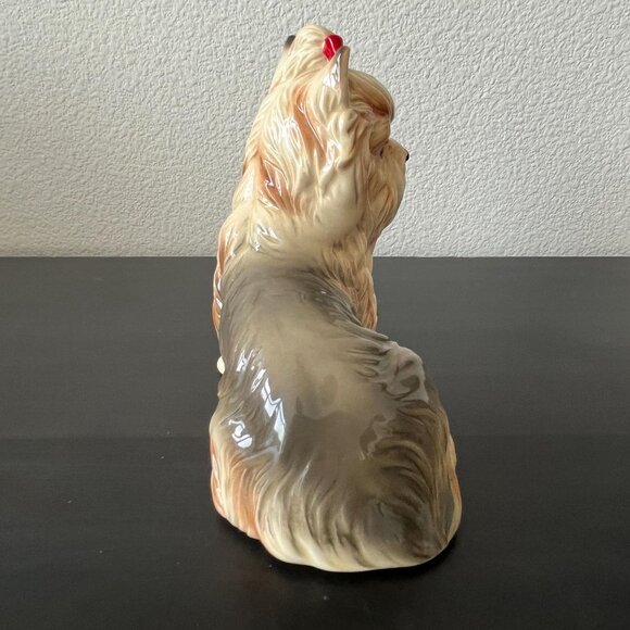 Vintage Norcrest Yorkshire Terrier Figurine // Handpainted Ceramic Yorkie - Picture 3 of 6